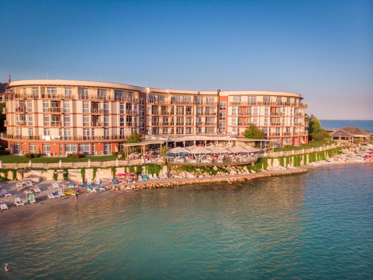 Royal Bay Resort Balchik Exterior photo