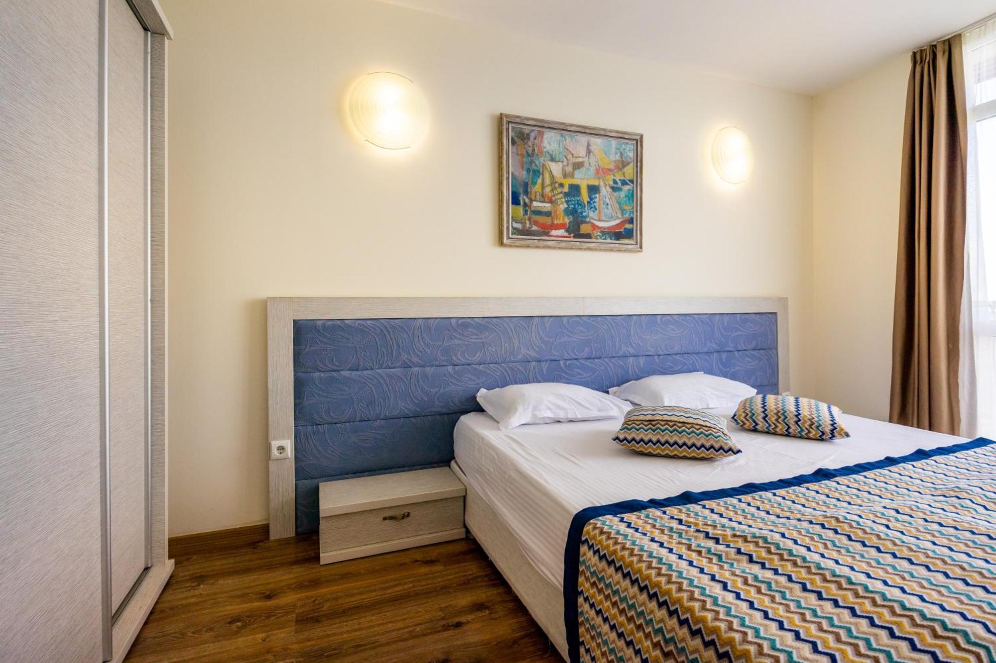 Royal Bay Resort Balchik Exterior photo